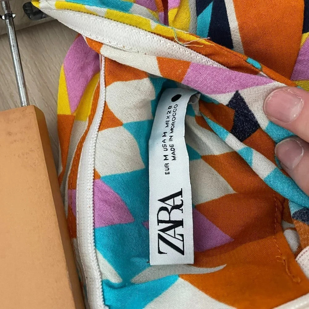 Zara Geometric Printed Strappy Halter Midi Dress NWOT Size Medium Blogger Fav - Picture 11 of 12